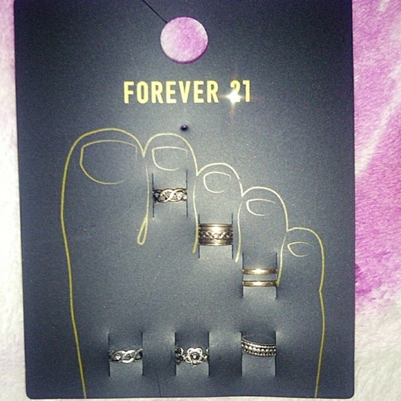 Forever 21 Accessories - *FINAL PRICE* FOOT RINGS